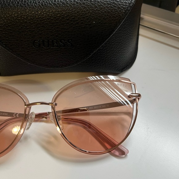 Rose gold cat eye sunglasses - Picture 3 of 11